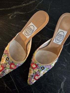 Emma Hope's Floral Embroidered Pointed-Toe Mules - Multicolor